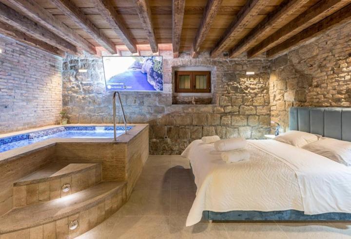 Royal Spa-latum Apartment Split